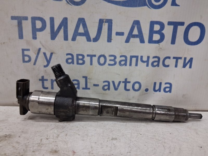 Запчасть форсунка топливная Mitsubishi Outlander 2007-2012 XL 2.2 diesel 4N14 1465A353 Б/У Форсунка топливная Mitsubishi Outlander 2007-2012 XL 2.2 diesel 4N14 1465A353 Б/У