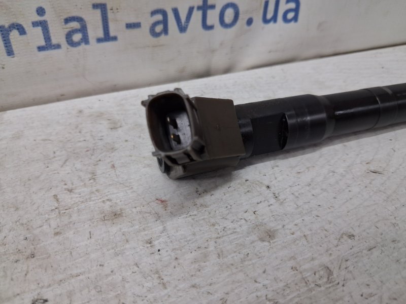 Форсунка топливная Mazda 3 BM 2.2 diesel