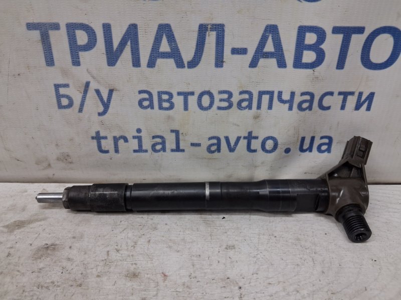 Запчасть форсунка топливная Mazda 3 2013-2019 BM 2.2 diesel SH0113H50 Б/У Форсунка топливная Mazda 3 2013-2019 BM 2.2 diesel SH0113H50 Б/У