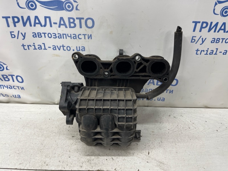 Коллектор впускной пластик Colt 2002-2012 6 1 Коллектор впускной пластик Colt 2002-2012 6 1