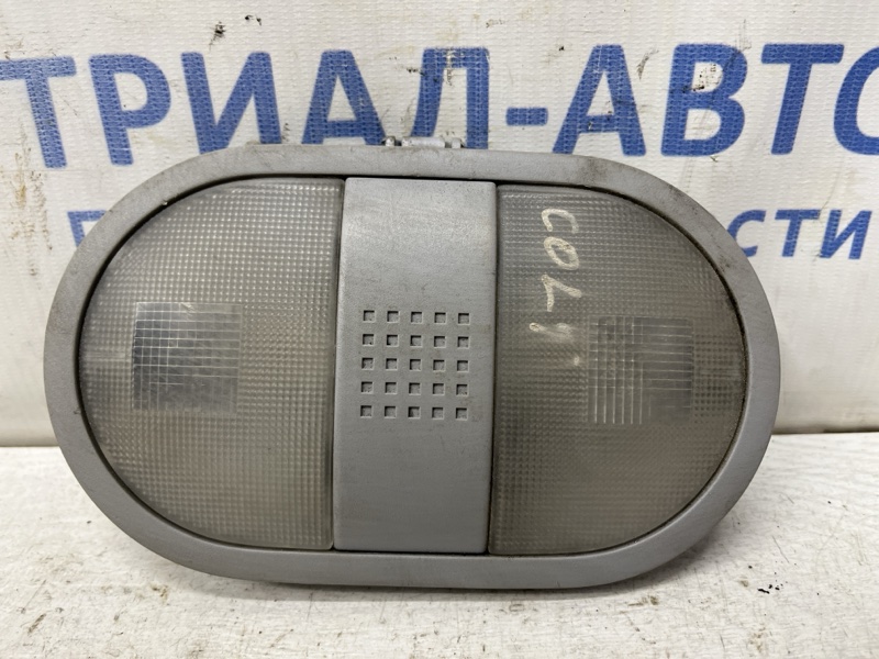 Запчасть плафон Mitsubishi Colt 2002-2012 6 1 MN140166 Б/У Плафон Mitsubishi Colt 2002-2012 6 1 MN140166 Б/У