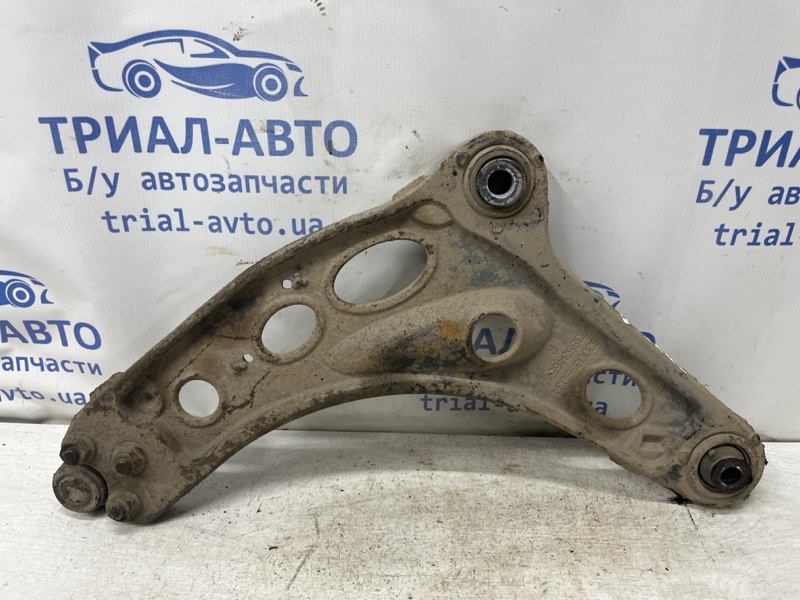 Запчасть рычаг передний нижний правый Renault Trafic 2001-2014 FL M9R 545049296R Б/У Рычаг передний нижний правый Renault Trafic 2001-2014 FL M9R 545049296R Б/У