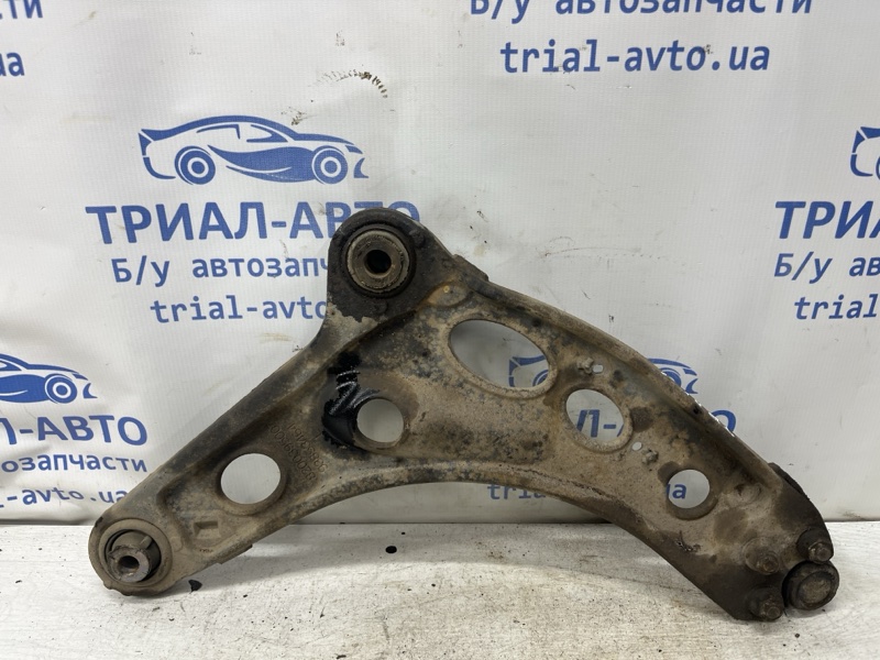 Запчасть рычаг передний нижний левый Renault Trafic 2001-2014 FL M9R 8200395034 Б/У Рычаг передний нижний левый Renault Trafic 2001-2014 FL M9R 8200395034 Б/У