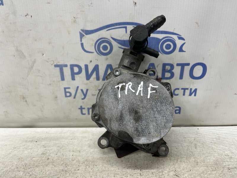 Запчасть насос вакуумный Renault Trafic 2001-2014 FL M9R 8200683981 Б/У Насос вакуумный Renault Trafic 2001-2014 FL M9R 8200683981 Б/У