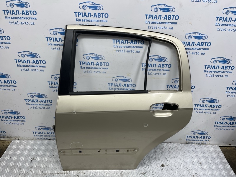 Запчасть дверь передняя левая Hyundai Getz 2002-2011 1 1.4 770031C020 Б/У Дверь передняя левая Hyundai Getz 2002-2011 1 1.4 770031C020 Б/У
