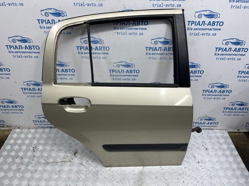 Дверь задняя правая Hyundai Getz 2002-2011 1 1.4 770041C020 Б/У