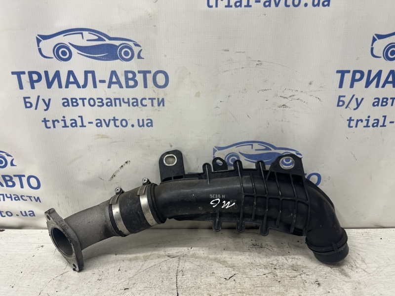 Патрубок турбины Mazda 6 2012- GJ 2.2 дизель SHY11324X Б/У
