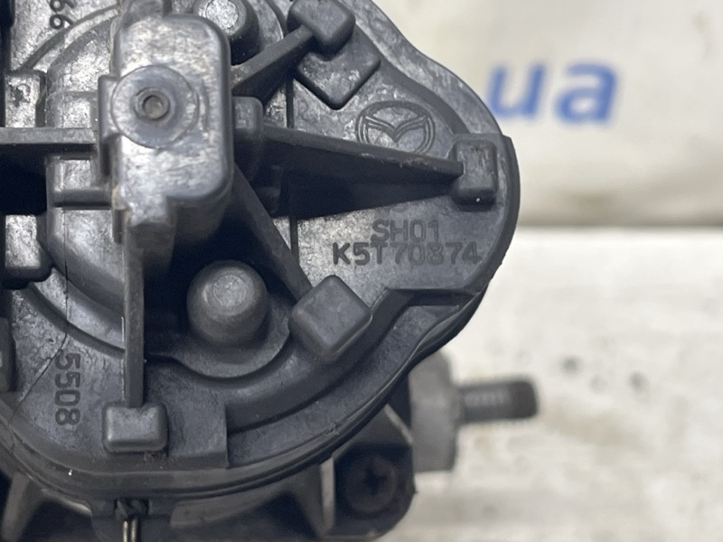 Клапан EGR 6 2012- GJ 2.2 дизель Клапан EGR 6 2012- GJ 2.2 дизель
