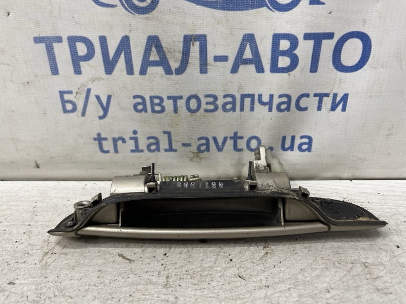 Ручка двери внешняя задняя правая Hyundai Getz 1 1.4 Ручка двери внешняя задняя правая Hyundai Getz 1 1.4