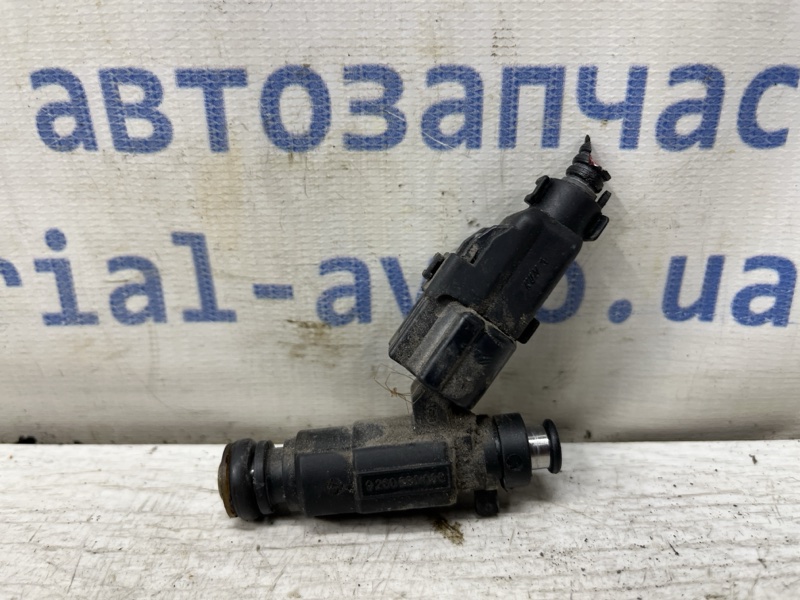 Запчасть форсунка топливная Hyundai Getz 2002-2011 1 1.4 3531022600 Б/У Форсунка топливная Hyundai Getz 2002-2011 1 1.4 3531022600 Б/У