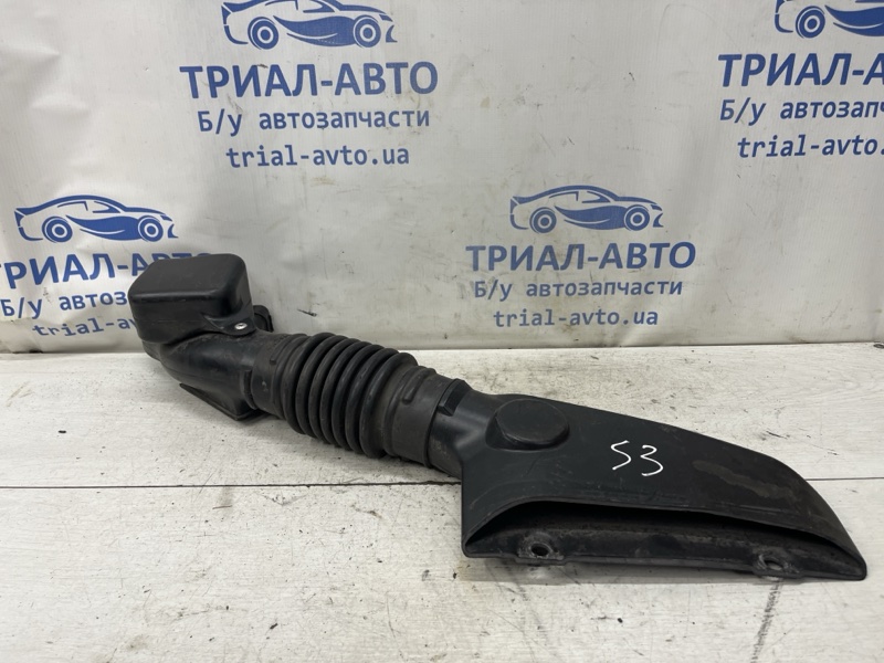 Запчасть воздухозаборник Mitsubishi Outlander 2012-2021 GF 2.0 бензин 4B11 1505A661 Б/У Воздухозаборник Mitsubishi Outlander 2012-2021 GF 2.0 бензин 4B11 1505A661 Б/У