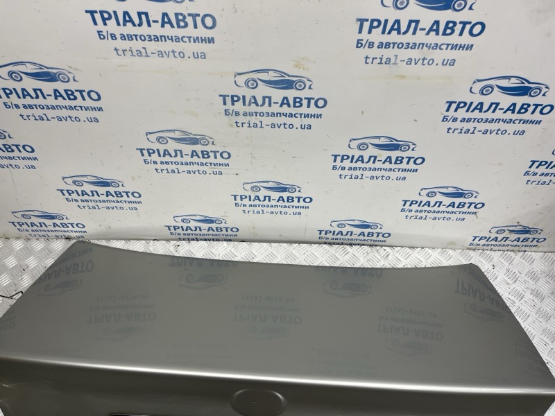 Крышка багажника Camry 2001-2006 XV30 2.4 Бензин 2AZFE Крышка багажника Camry 2001-2006 XV30 2.4 Бензин 2AZFE