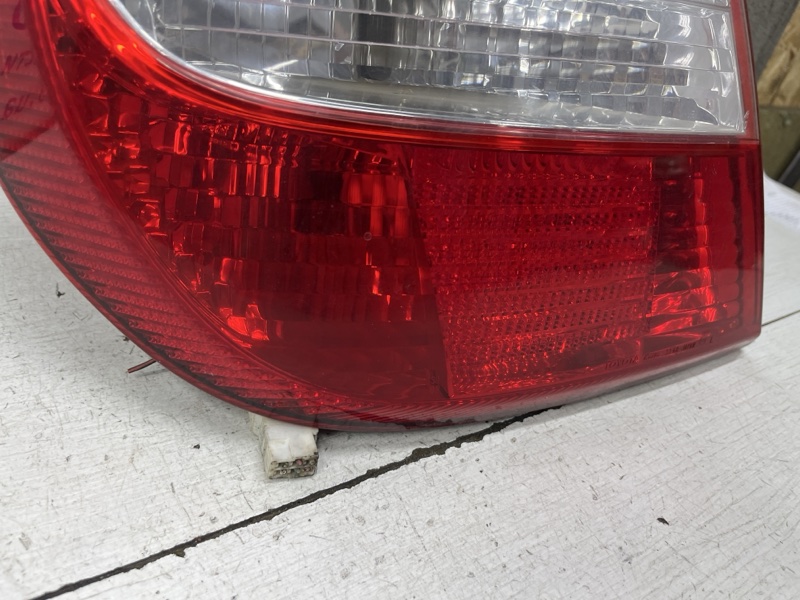 Фонарь задний внешний левый Camry 2001-2006 XV30 2.4 Бензин 2AZFE Фонарь задний внешний левый Camry 2001-2006 XV30 2.4 Бензин 2AZFE