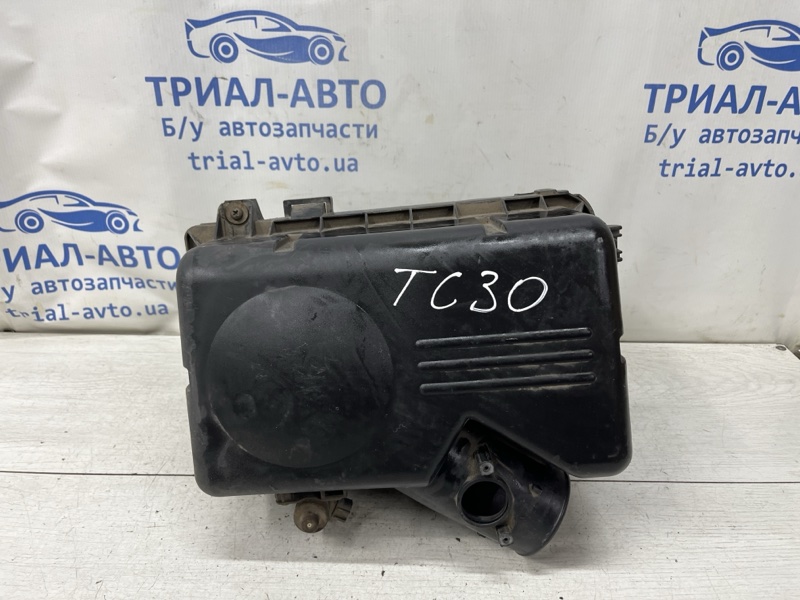 Запчасть корпус воздушного фильтра Toyota Camry 2001-2006 XV30 2.4 Бензин 2AZFE 1770528120 Б/У Корпус воздушного фильтра Toyota Camry 2001-2006 XV30 2.4 Бензин 2AZFE 1770528120 Б/У