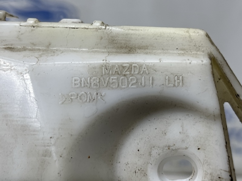 Кронштейн бампера передний левый 3 2003-2009 BK 1.6 бензин Z6 Кронштейн бампера передний левый 3 2003-2009 BK 1.6 бензин Z6