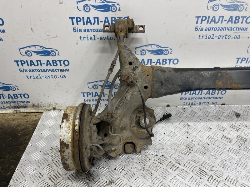 Балка задней подвески Mitsubishi Colt 6 1.1 Балка задней подвески Mitsubishi Colt 6 1.1