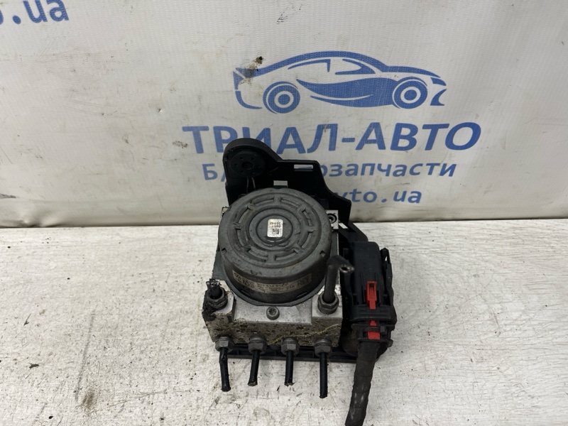 Блок abs Skoda Octavia A7 1.6 Дизель CLHA Блок abs Skoda Octavia A7 1.6 Дизель CLHA