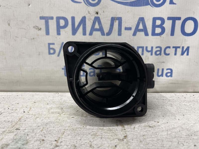 Датчик расхода воздуха Skoda Octavia 2013-2020 A7 1.6 Дизель CLHA 04L906461B Б/У