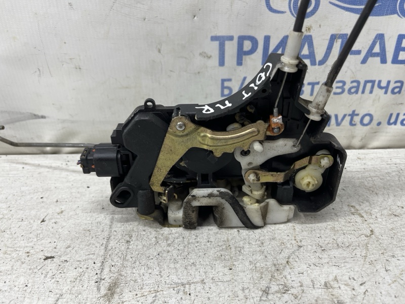 Замок двери передний правый Mitsubishi Colt 6 1.1 Замок двери передний правый Mitsubishi Colt 6 1.1