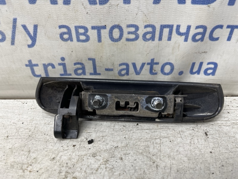Ручка двери внешняя передняя правая Mitsubishi Colt 6 1.1