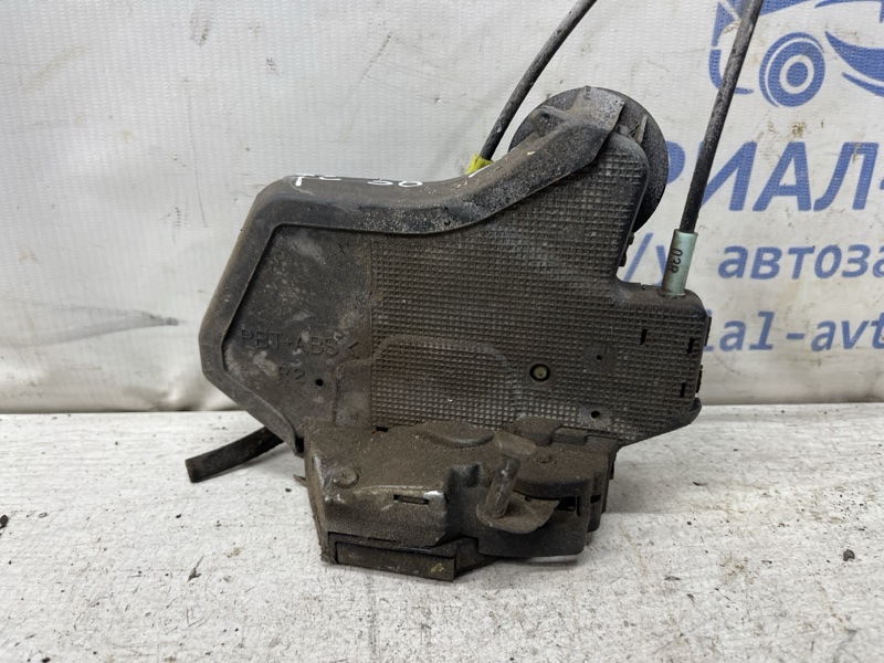 Замок двери задний правый Camry 2001-2006 XV30 2.4 Бензин 2AZFE Замок двери задний правый Camry 2001-2006 XV30 2.4 Бензин 2AZFE