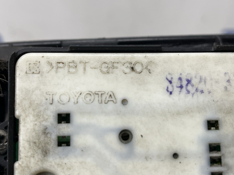 Блок управления стеклоподъемниками Camry 2001-2006 XV30 2.4 Бензин 2AZFE Блок управления стеклоподъемниками Camry 2001-2006 XV30 2.4 Бензин 2AZFE