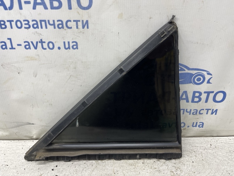 Стекло двери задней левой (форточка) Camry 2001-2006 XV30 2.4 Бензин 2AZFE