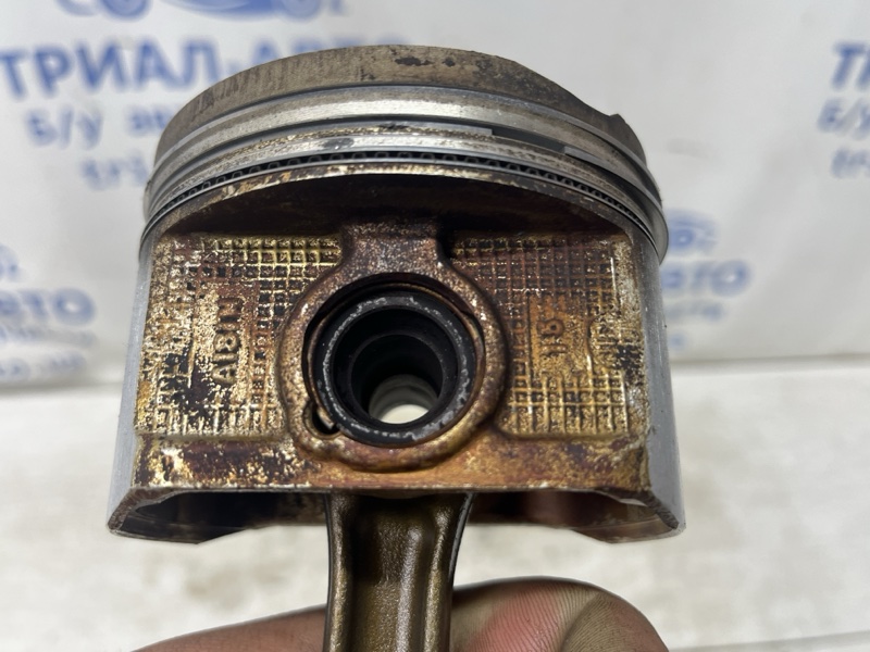 Поршень с шатуном RAV 4 2005-2016 A30 2.0 бензин 1AZFE Поршень с шатуном RAV 4 2005-2016 A30 2.0 бензин 1AZFE