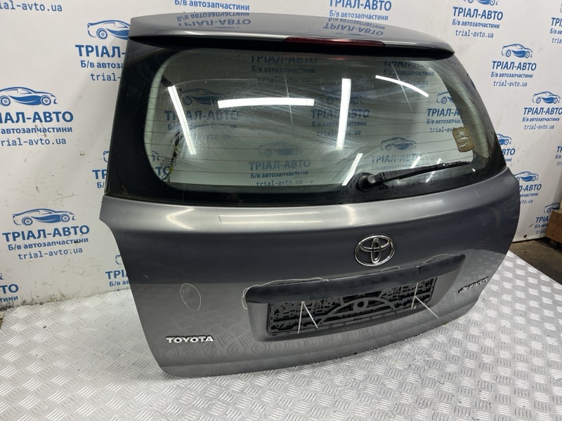 Крышка багажника Toyota Avensis T25 1.8 бензин 1ZZFE Крышка багажника Toyota Avensis T25 1.8 бензин 1ZZFE