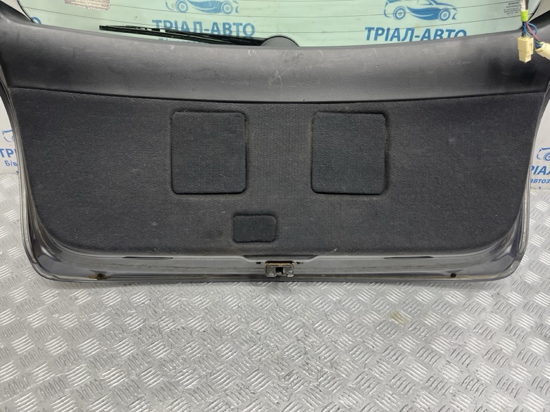 Крышка багажника Avensis 2002-2010 T25 1.8 бензин 1ZZFE Крышка багажника Avensis 2002-2010 T25 1.8 бензин 1ZZFE