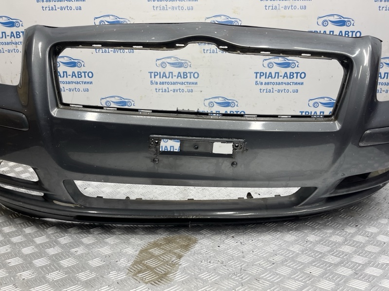 Бампер передний Avensis 2002-2010 T25 1.8 бензин 1ZZFE