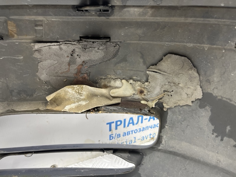 Бампер передний Avensis 2002-2010 T25 1.8 бензин 1ZZFE