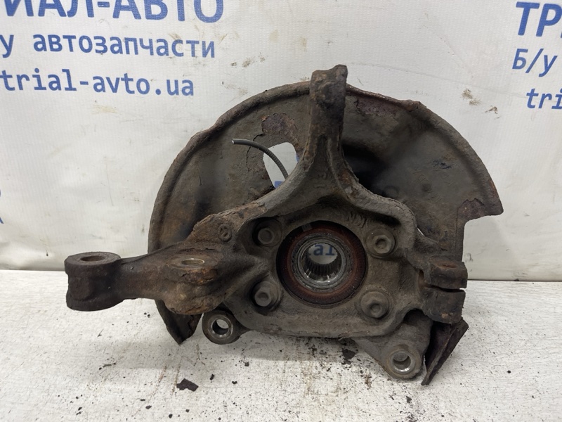 Кулак поворотный правый со ступицей Mazda 6 2012- GJ 2.2 дизель GHP9-33-021A Б/У