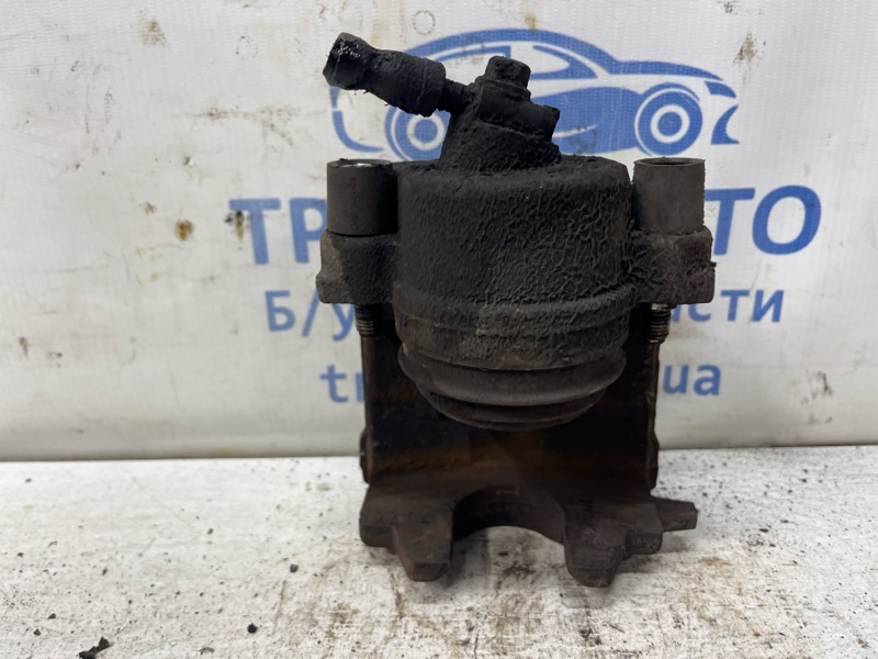 Суппорт передний левый Octavia 2013-2020 A7 1.6 Дизель CLHA Суппорт передний левый Octavia 2013-2020 A7 1.6 Дизель CLHA