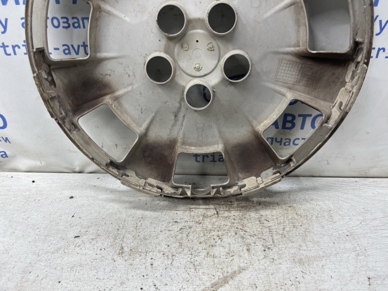 Колпак на диск Avensis 2002-2010 T25 1.8 бензин 1ZZFE Колпак на диск Avensis 2002-2010 T25 1.8 бензин 1ZZFE