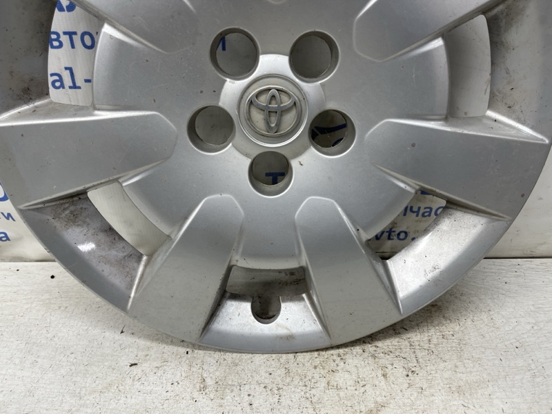Колпак на диск Toyota Avensis T25 1.8 бензин 1ZZFE Колпак на диск Toyota Avensis T25 1.8 бензин 1ZZFE