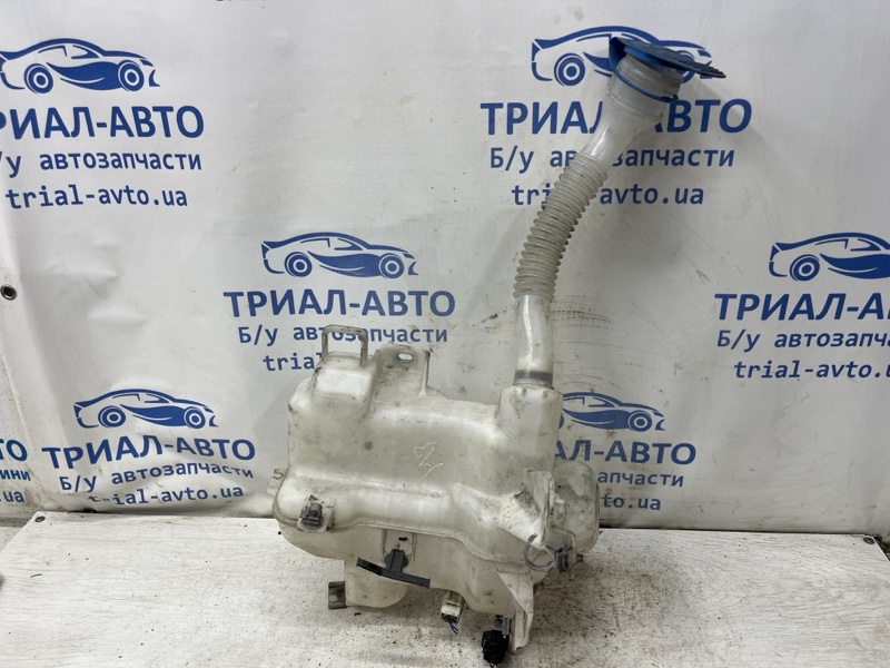 Запчасть бачок омывателя Mazda 6 2012- GJ 2.2 дизель GHR167480 Б/У Бачок омывателя Mazda 6 2012- GJ 2.2 дизель GHR167480 Б/У