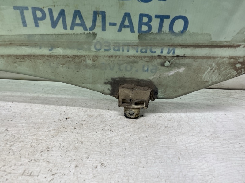 Стекло двери переднее левое Camry 2001-2006 XV30 2.4 Бензин 2AZFE Стекло двери переднее левое Camry 2001-2006 XV30 2.4 Бензин 2AZFE