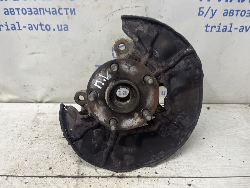 Кулак поворотный левый со ступицей Avensis 2002-2010 T25 1.8 бензин 1ZZFE Кулак поворотный левый со ступицей Avensis 2002-2010 T25 1.8 бензин 1ZZFE