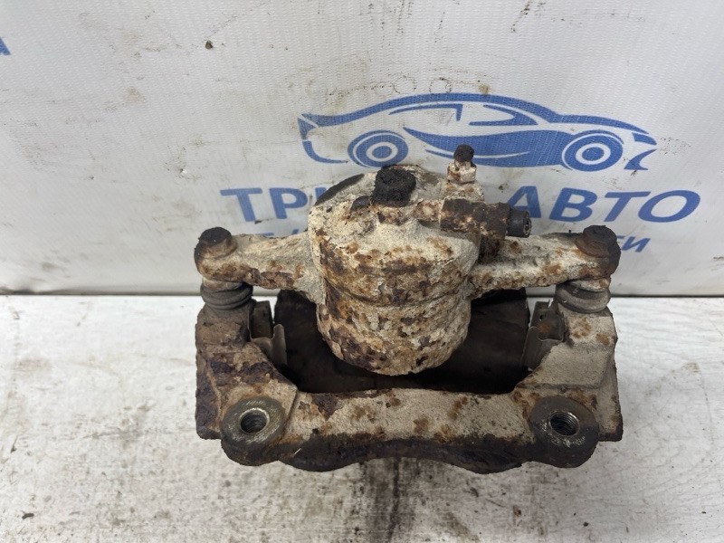 Суппорт передний правый Avensis 2002-2010 T25 1.8 бензин 1ZZFE Суппорт передний правый Avensis 2002-2010 T25 1.8 бензин 1ZZFE