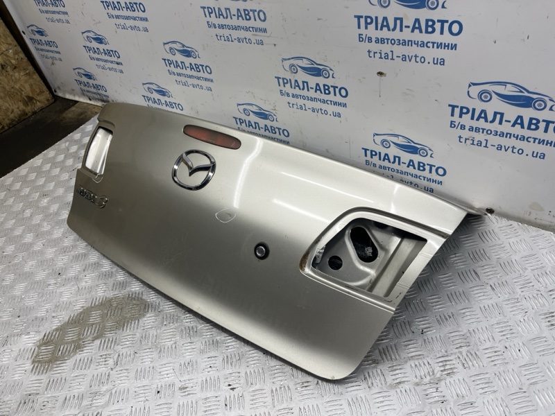 Крышка багажника Mazda 3 BK 1.6 бензин Z6 Крышка багажника Mazda 3 BK 1.6 бензин Z6