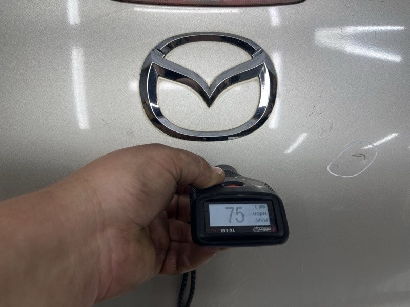 Крышка багажника 3 2003-2009 BK 1.6 бензин Z6 Крышка багажника 3 2003-2009 BK 1.6 бензин Z6