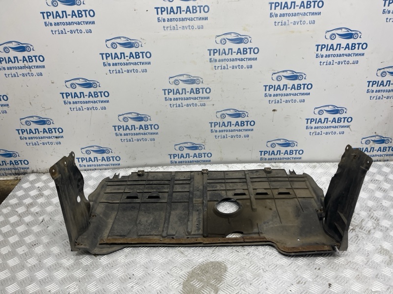 Запчасть защита двс Mazda 3 2003-2009 BK 1.6 бензин Z6 BP4K-56-111L Б/У Защита двс Mazda 3 2003-2009 BK 1.6 бензин Z6 BP4K-56-111L Б/У