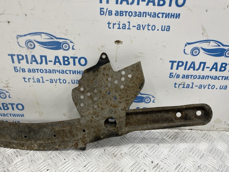 Балка передняя поперечная 3 2003-2009 BK 1.6 бензин Z6 Балка передняя поперечная 3 2003-2009 BK 1.6 бензин Z6