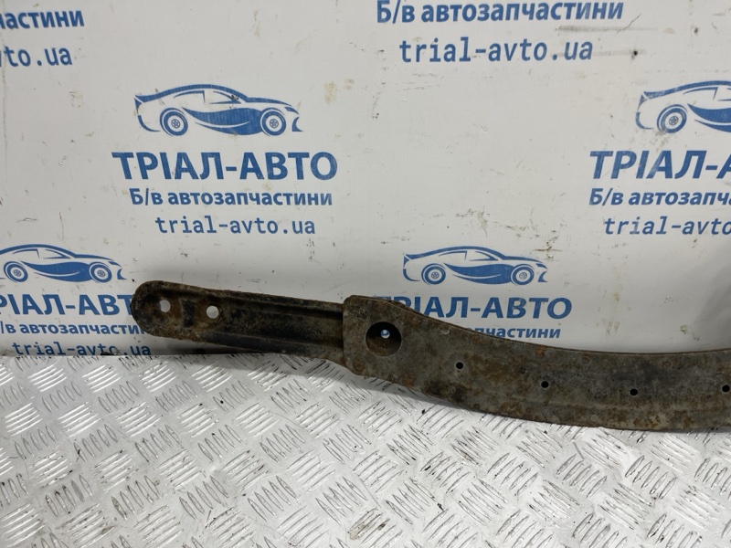 Балка передняя поперечная Mazda 3 BK 1.6 бензин Z6 Балка передняя поперечная Mazda 3 BK 1.6 бензин Z6