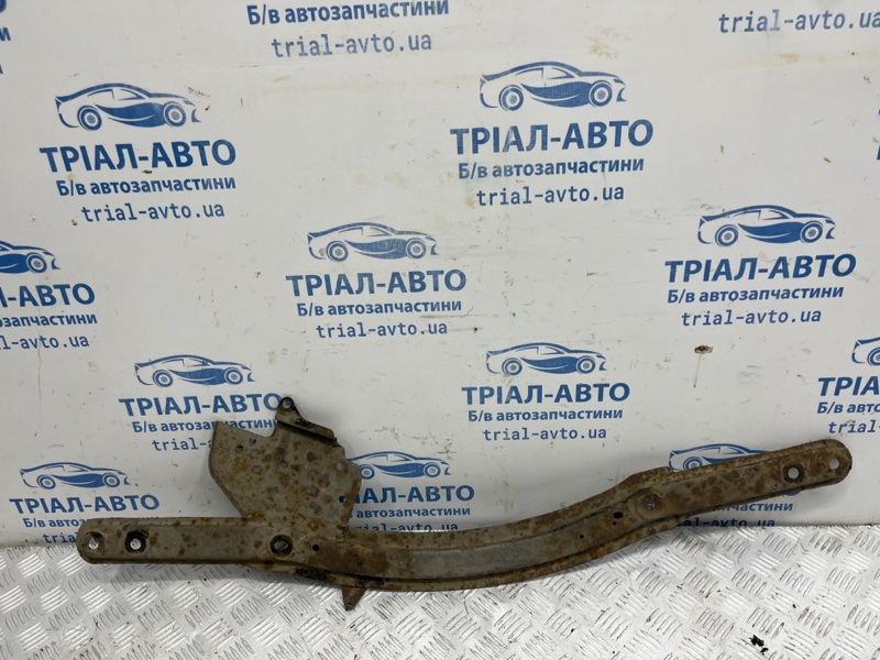 Балка передняя поперечная 3 2003-2009 BK 1.6 бензин Z6 Балка передняя поперечная 3 2003-2009 BK 1.6 бензин Z6