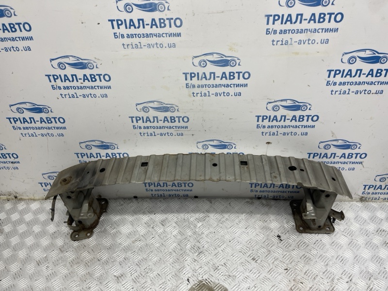 Запчасть усилитель бампера передний передний Mazda 3 2003-2009 BK 1.6 бензин Z6 BRYS-50-07Y Б/У Усилитель бампера передний передний Mazda 3 2003-2009 BK 1.6 бензин Z6 BRYS-50-07Y Б/У