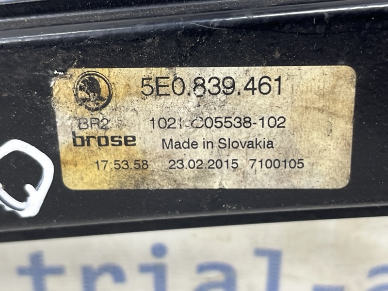 Стеклоподъемник задний левый Octavia 2013-2020 A7 1.6 Дизель CLHA Стеклоподъемник задний левый Octavia 2013-2020 A7 1.6 Дизель CLHA