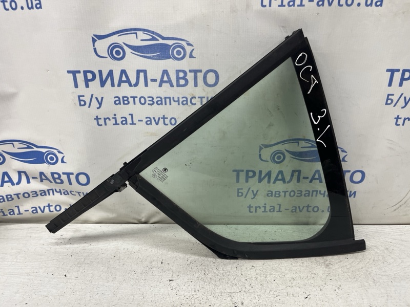 Запчасть стекло двери задней левой (форточка) Skoda Octavia 2013-2020 A7 1.6 Дизель CLHA 5E5845213 Б/У Стекло двери задней левой (форточка) Skoda Octavia 2013-2020 A7 1.6 Дизель CLHA 5E5845213 Б/У