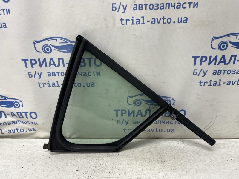 Стекло двери задней левой (форточка) Octavia 2013-2020 A7 1.6 Дизель CLHA Стекло двери задней левой (форточка) Octavia 2013-2020 A7 1.6 Дизель CLHA